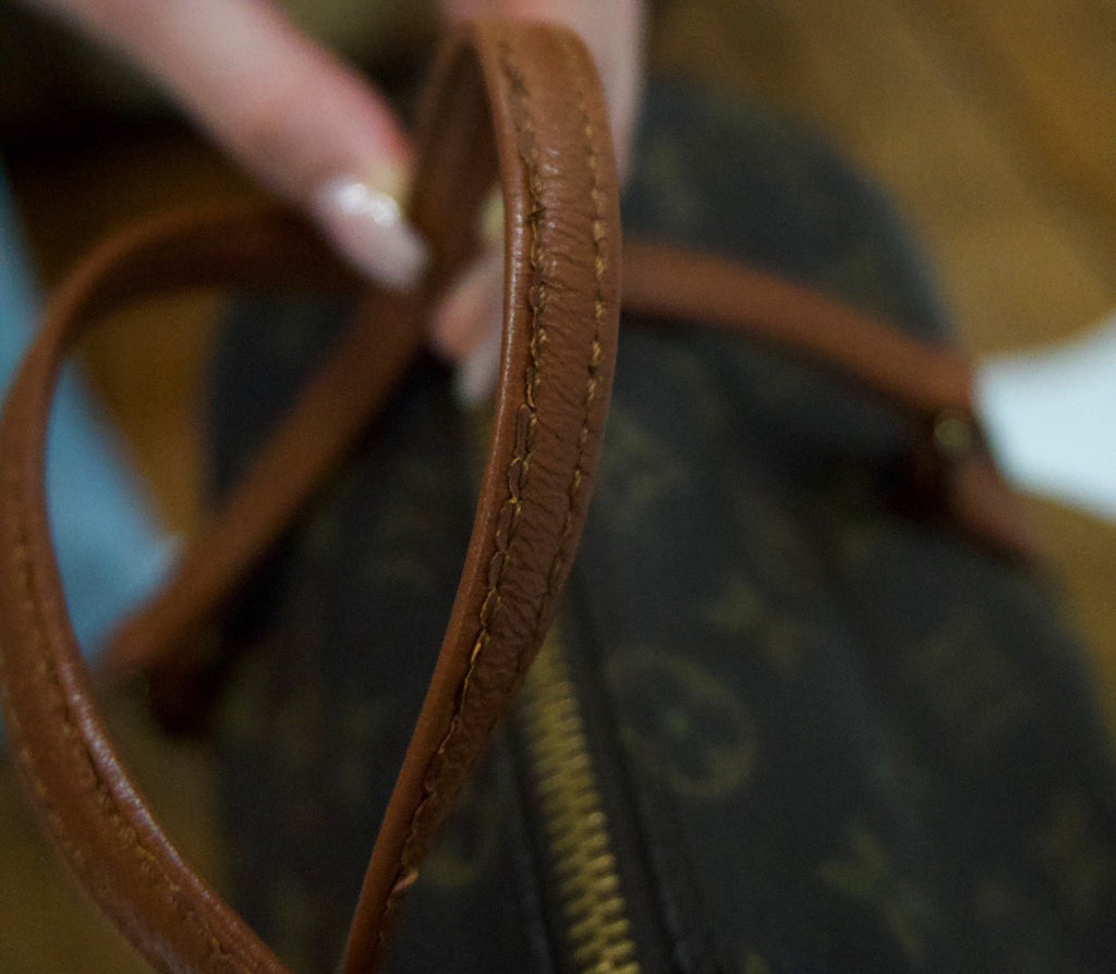 Louis Vuitton Monogram Papillon 26 Bag